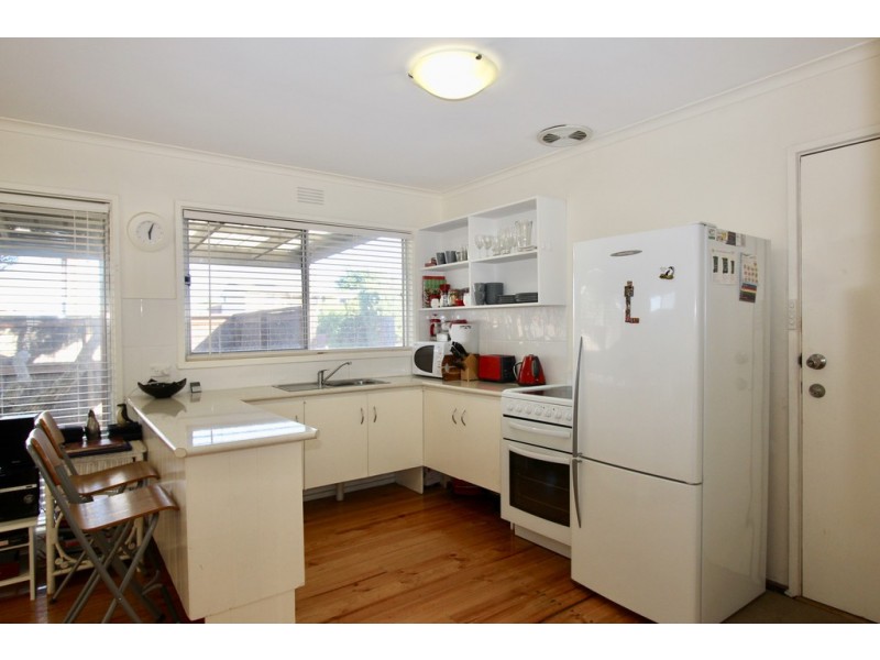 42 Sunderland Bay Road, Sunderland Bay VIC 3922