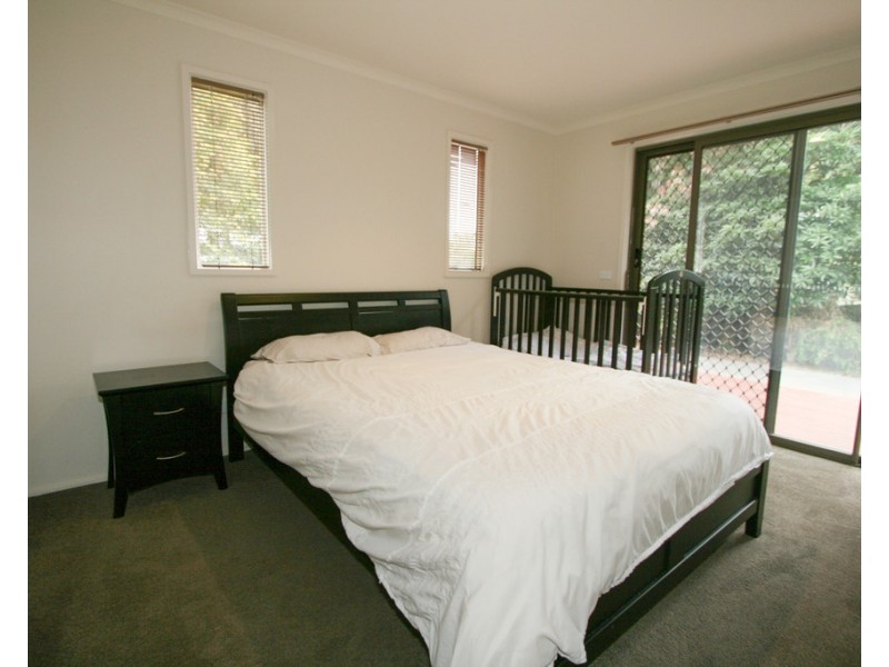 21 Lansell Road, Cowes VIC 3922