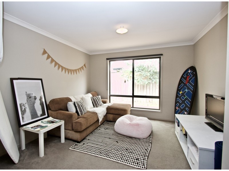 21 Phillip Island Road, Sunderland Bay VIC 3922