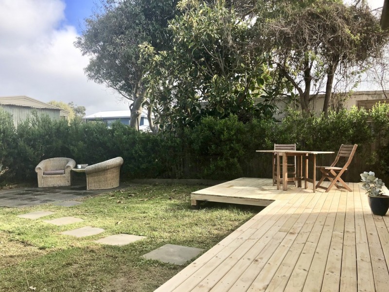 21 Phillip Island Road, Sunderland Bay VIC 3922