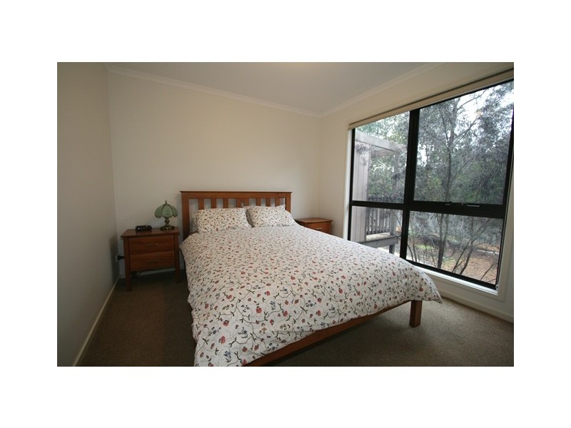 3 Rita Avenue, Cowes VIC 3922