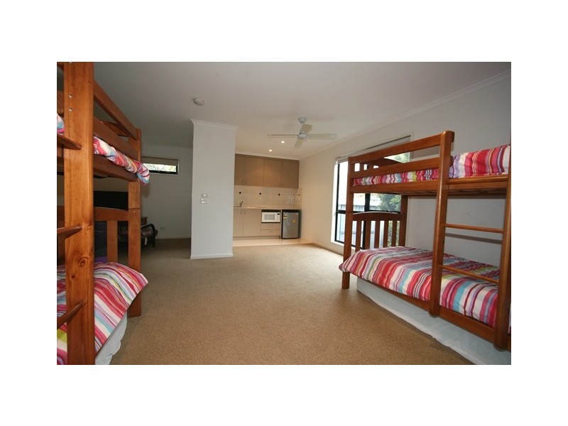 3 Rita Avenue, Cowes VIC 3922