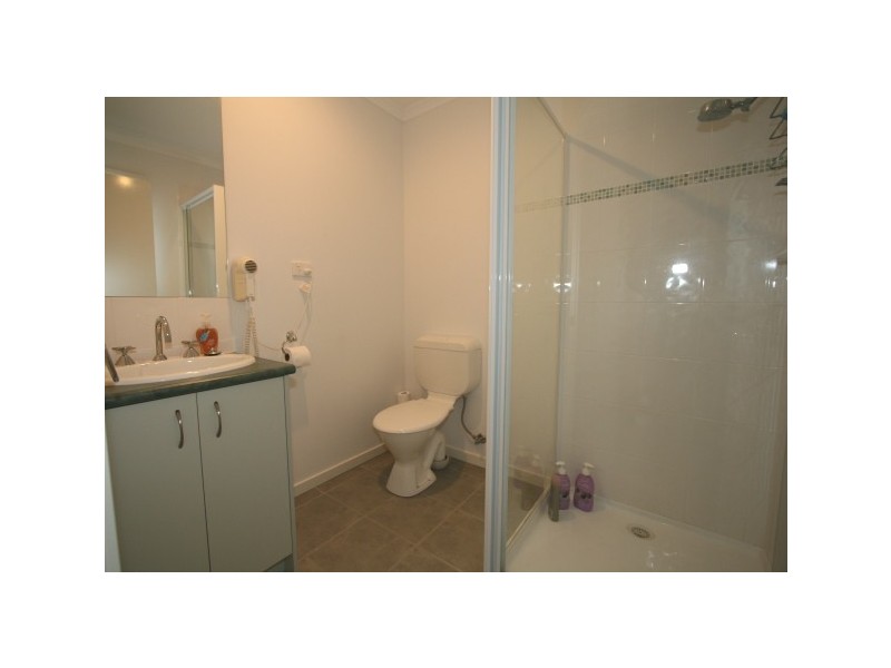 3 Rita Avenue, Cowes VIC 3922