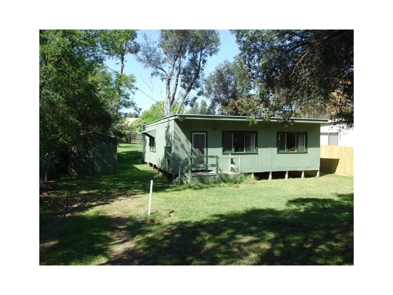 4 Silverleaves Avenue, Silverleaves VIC 3922