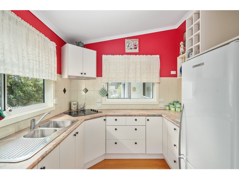2 Diane Crescent, Wimbledon Heights VIC 3922