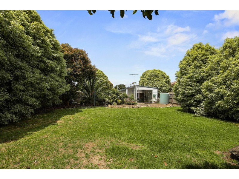 2 Diane Crescent, Wimbledon Heights VIC 3922