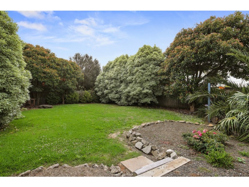 2 Diane Crescent, Wimbledon Heights VIC 3922