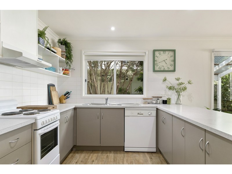 13 Diane Crescent, Wimbledon Heights VIC 3922