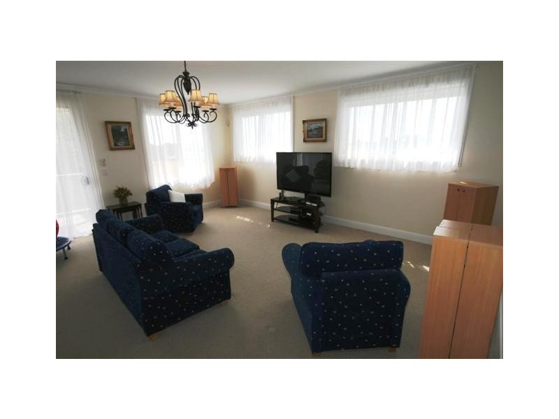 16 Anthony Court, Cowes VIC 3922