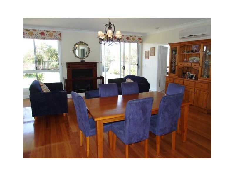 16 Anthony Court, Cowes VIC 3922