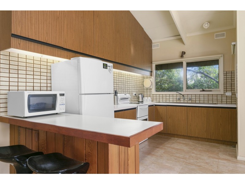 231 Church Street, Cowes VIC 3922