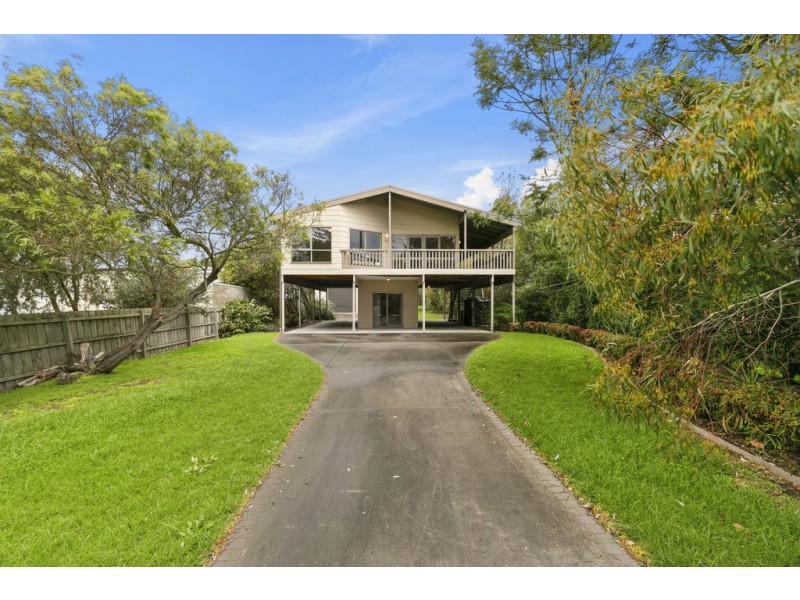 231 Church Street, Cowes VIC 3922