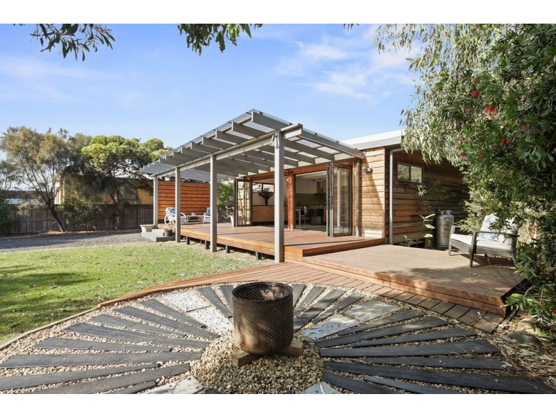 23 Tolley Avenue, Surf Beach VIC 3922