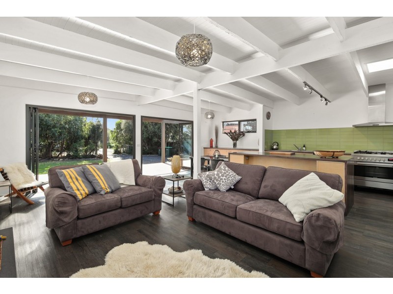 23 Tolley Avenue, Surf Beach VIC 3922