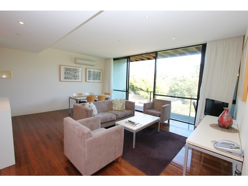 17/9-11 Bass Avenue, Cowes VIC 3922