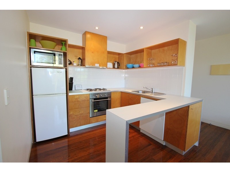 17/9-11 Bass Avenue, Cowes VIC 3922