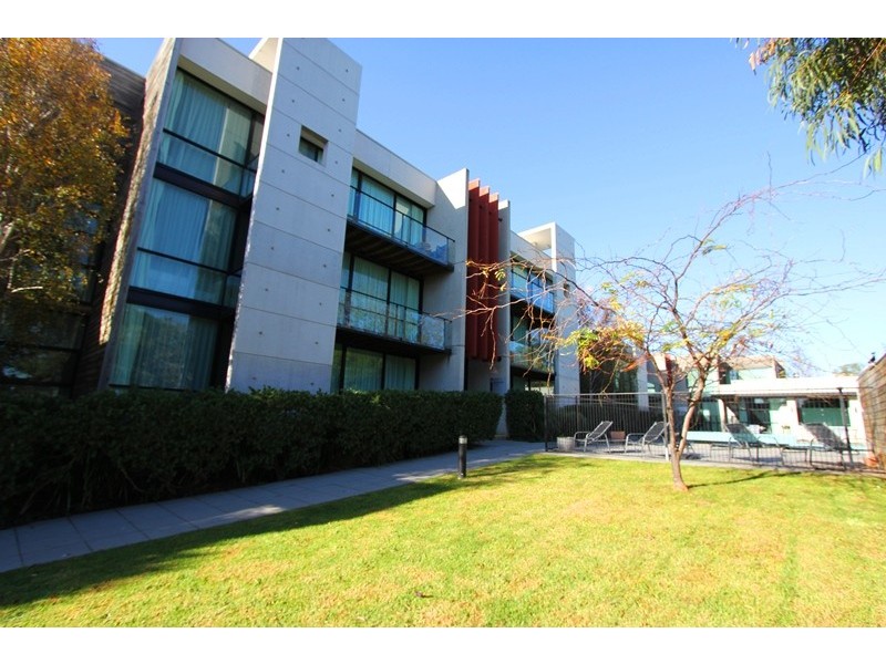 17/9-11 Bass Avenue, Cowes VIC 3922