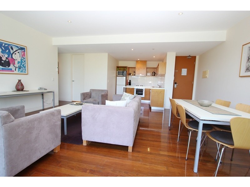 17/9-11 Bass Avenue, Cowes VIC 3922