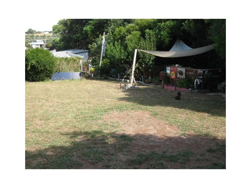 16 Bermagui Crescent, Sunset Strip VIC 3922