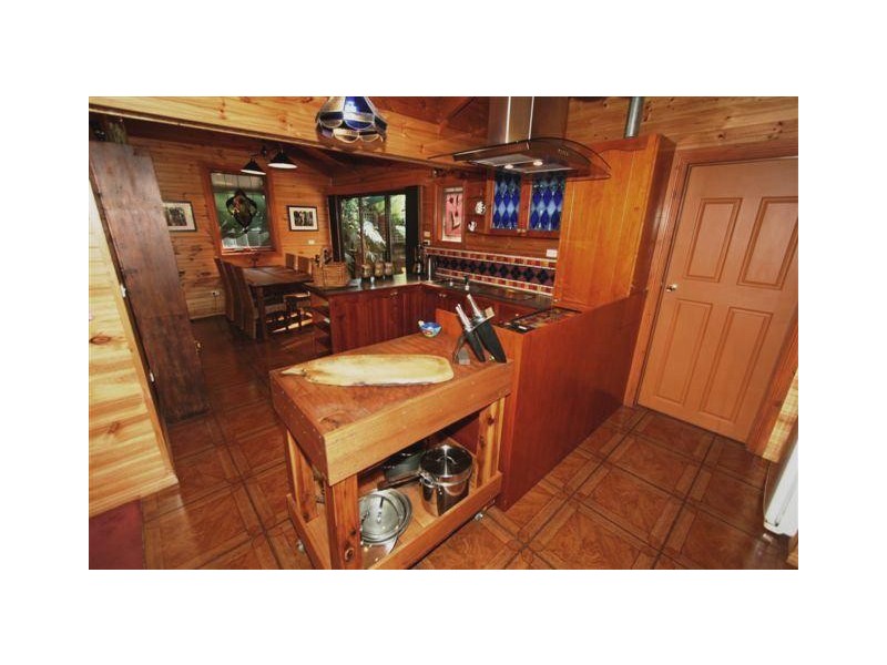 2 Rosewall Crt, Wimbledon Heights VIC 3922