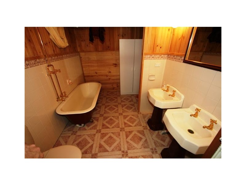 2 Rosewall Crt, Wimbledon Heights VIC 3922