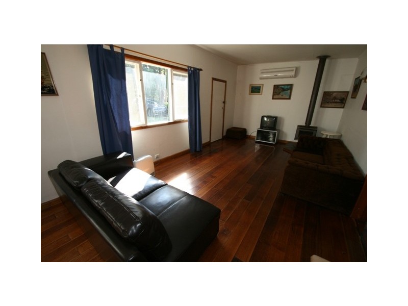 4 Silverleaves Avenue, Silverleaves VIC 3922