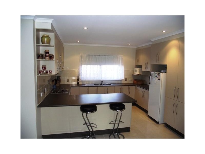 3 Chloe Close, Cowes VIC 3922