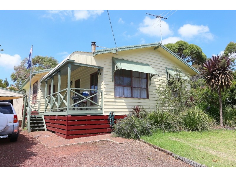 30 Terry Crescent, Wimbledon Heights VIC 3922