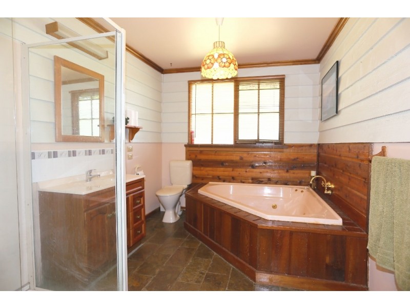 30 Terry Crescent, Wimbledon Heights VIC 3922