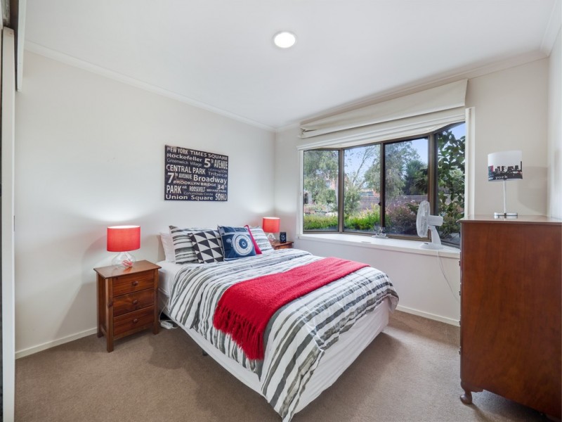 2 Blue Gum Court, Cowes VIC 3922