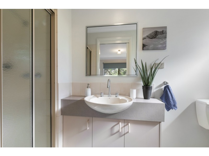 11 Cypress Court, Cowes VIC 3922