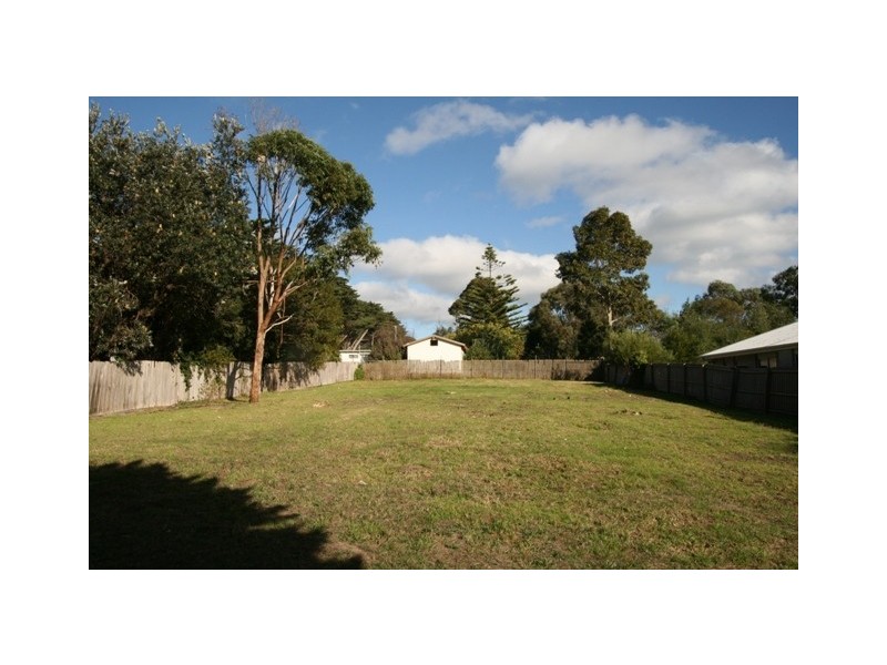 186 Thompson Avenue, Cowes VIC 3922