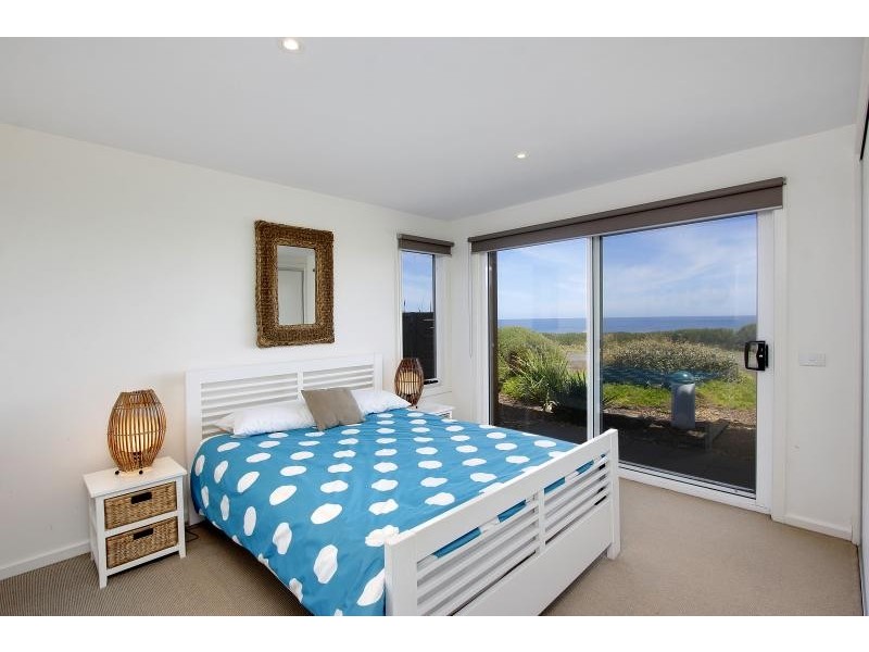 72 The Esplanade, Sunderland Bay VIC 3922