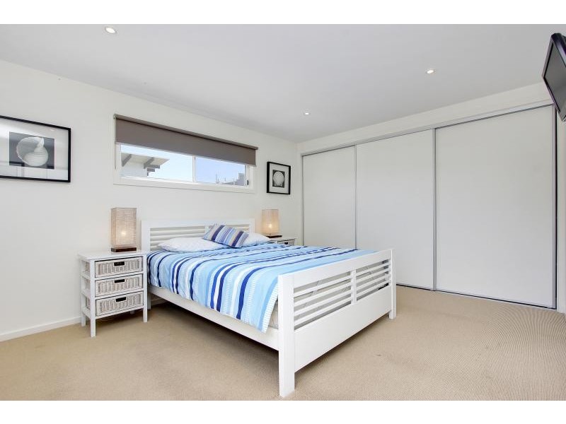 72 The Esplanade, Sunderland Bay VIC 3922