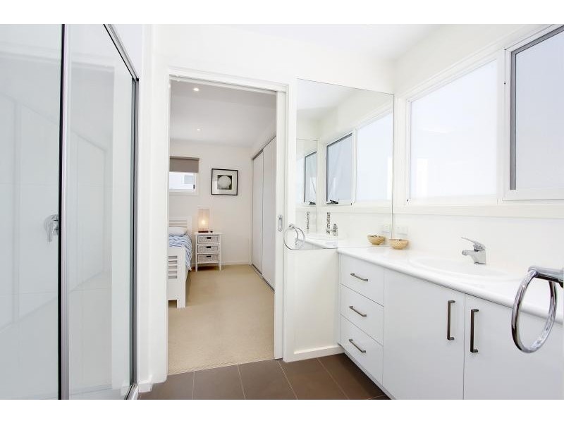 72 The Esplanade, Sunderland Bay VIC 3922