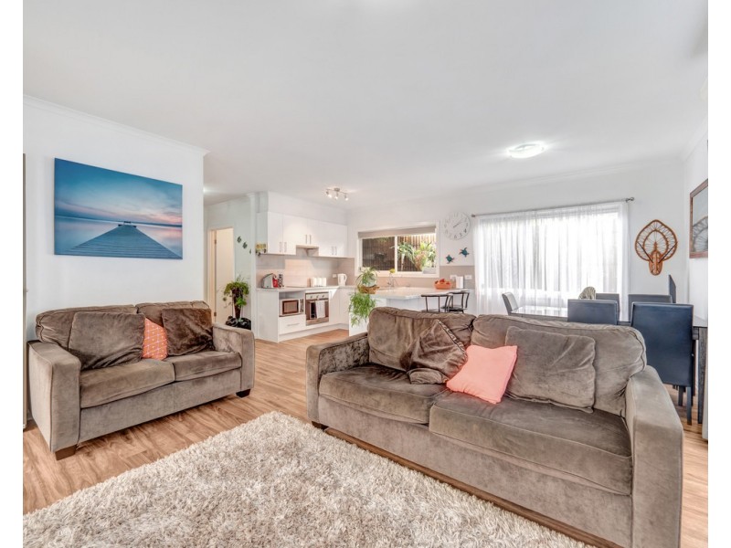 20a Bermagui Crescent, Sunset Strip VIC 3922
