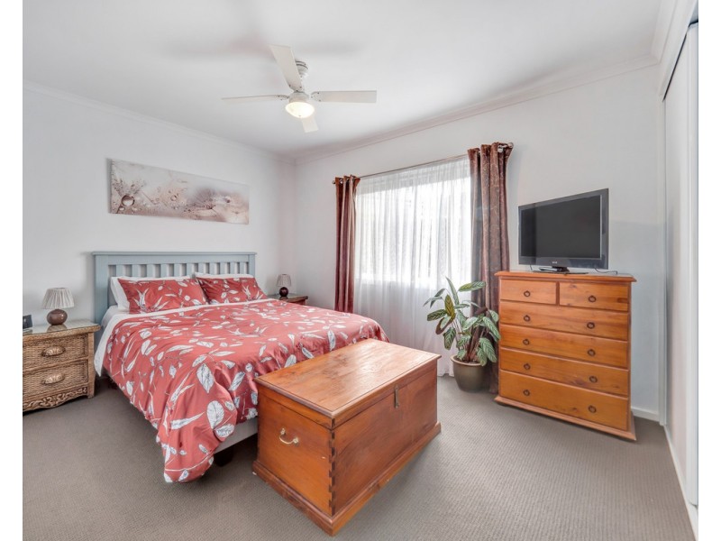 20a Bermagui Crescent, Sunset Strip VIC 3922