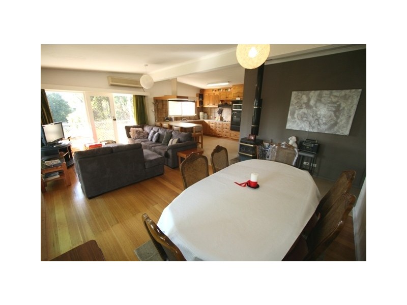 22-24 Highland Avenue, Cowes VIC 3922