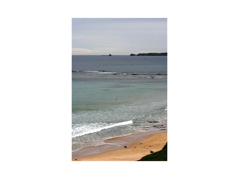 2 Dixon Street, Surf Beach VIC 3922