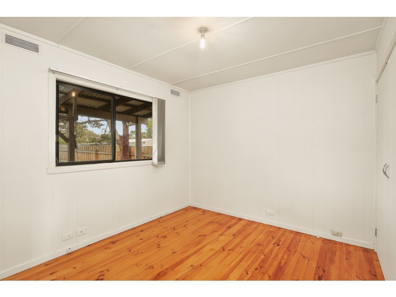 9 Churchill Drive, Cowes VIC 3922