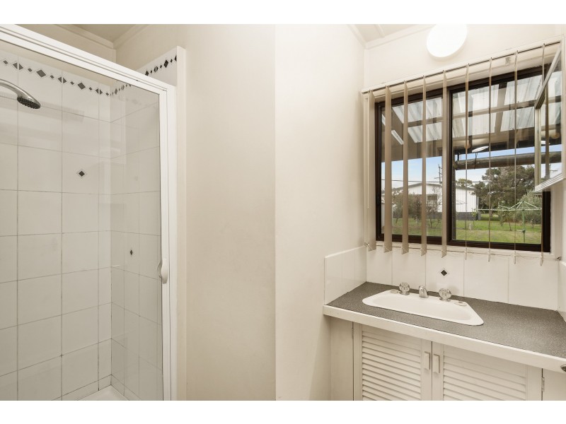 9 Churchill Drive, Cowes VIC 3922