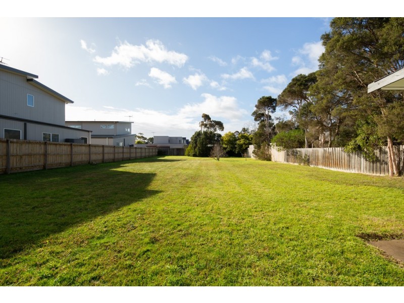 31 Steele Street, Cowes VIC 3922