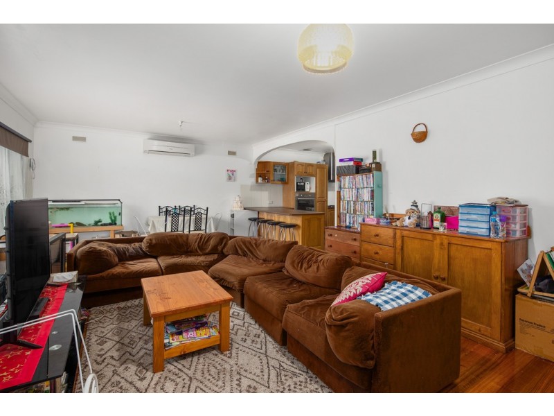 23 Churchill Drive, Cowes VIC 3922