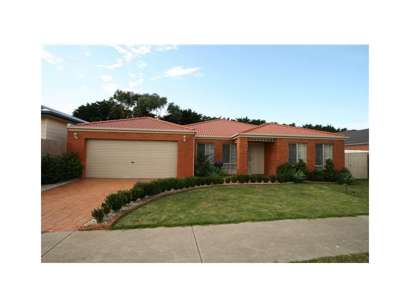 58 Redwood Drive, Cowes VIC 3922