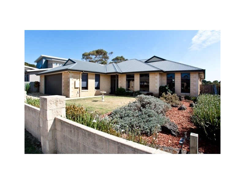 22 Anthony Court, Cowes VIC 3922