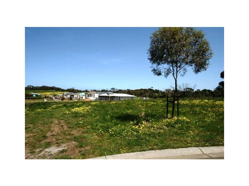 9 Waterview Rise, Cowes VIC 3922