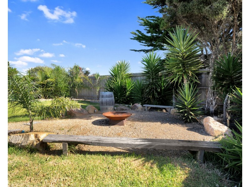 3 Jill Street, Sunderland Bay VIC 3922