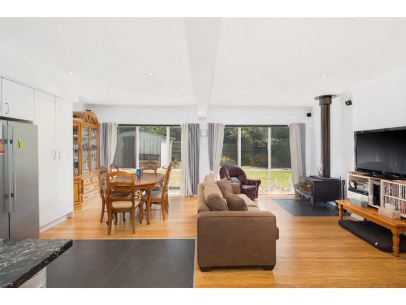 18 Cypress Court, Cowes VIC 3922