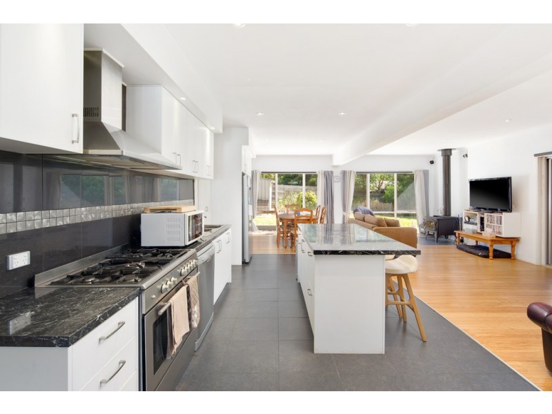 18 Cypress Court, Cowes VIC 3922