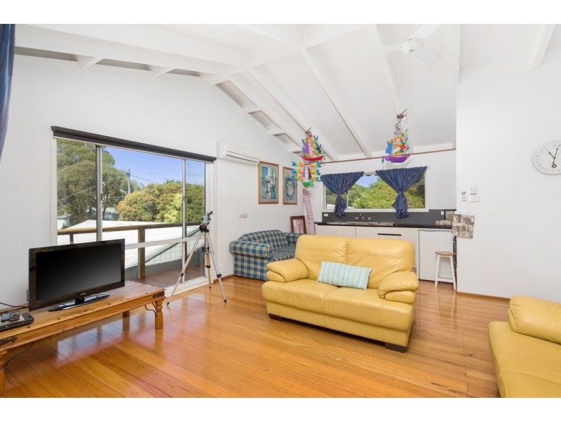 18 Cypress Court, Cowes VIC 3922